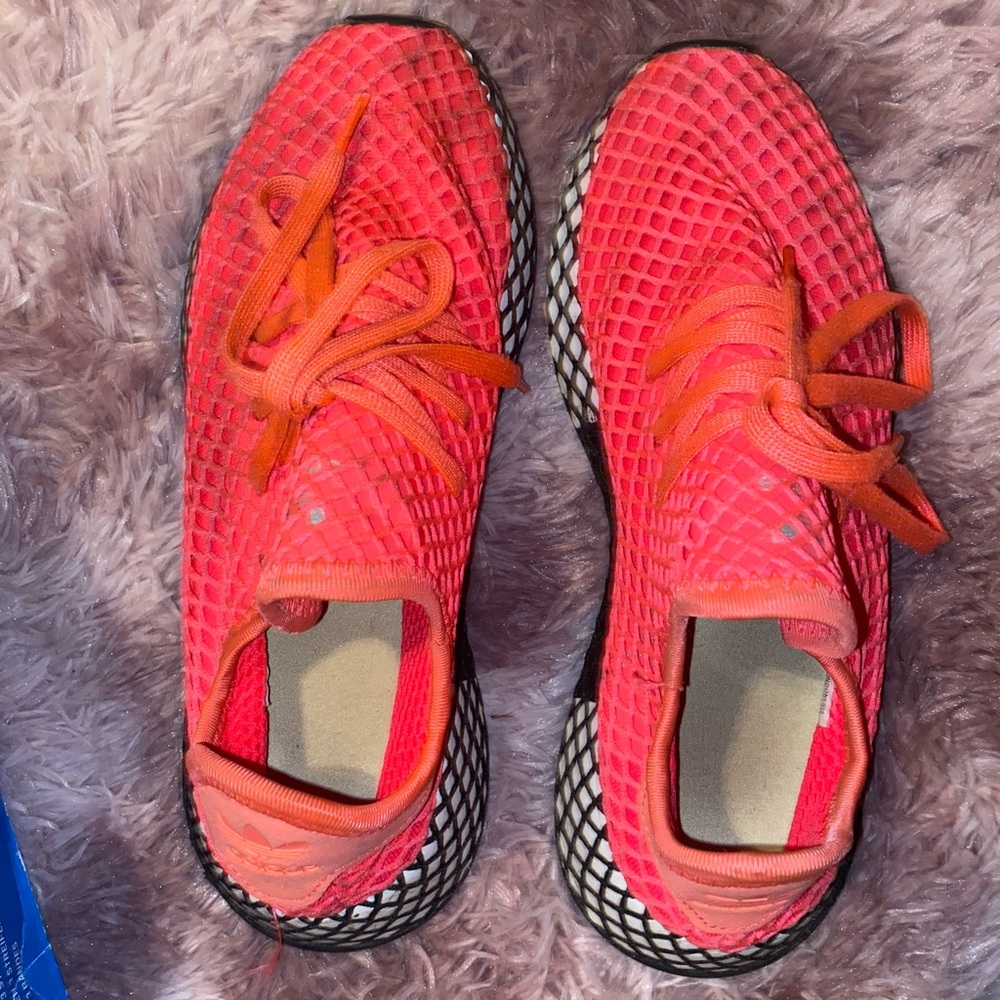 Pink Adidas - Picture 2 of 6
